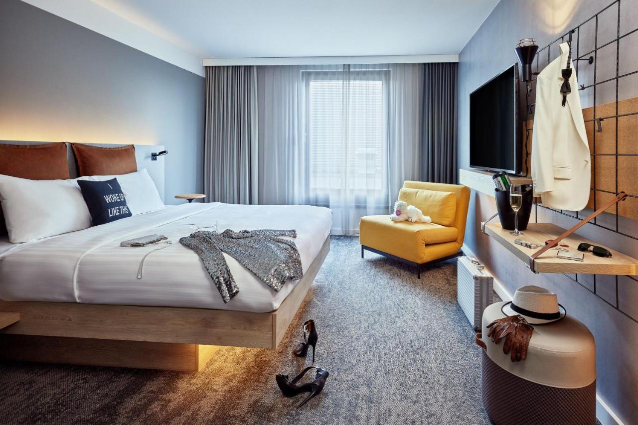 Moxy Bochum Hotel Bagian luar foto