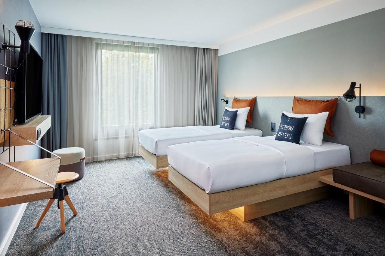 Moxy Bochum Hotel Bagian luar foto