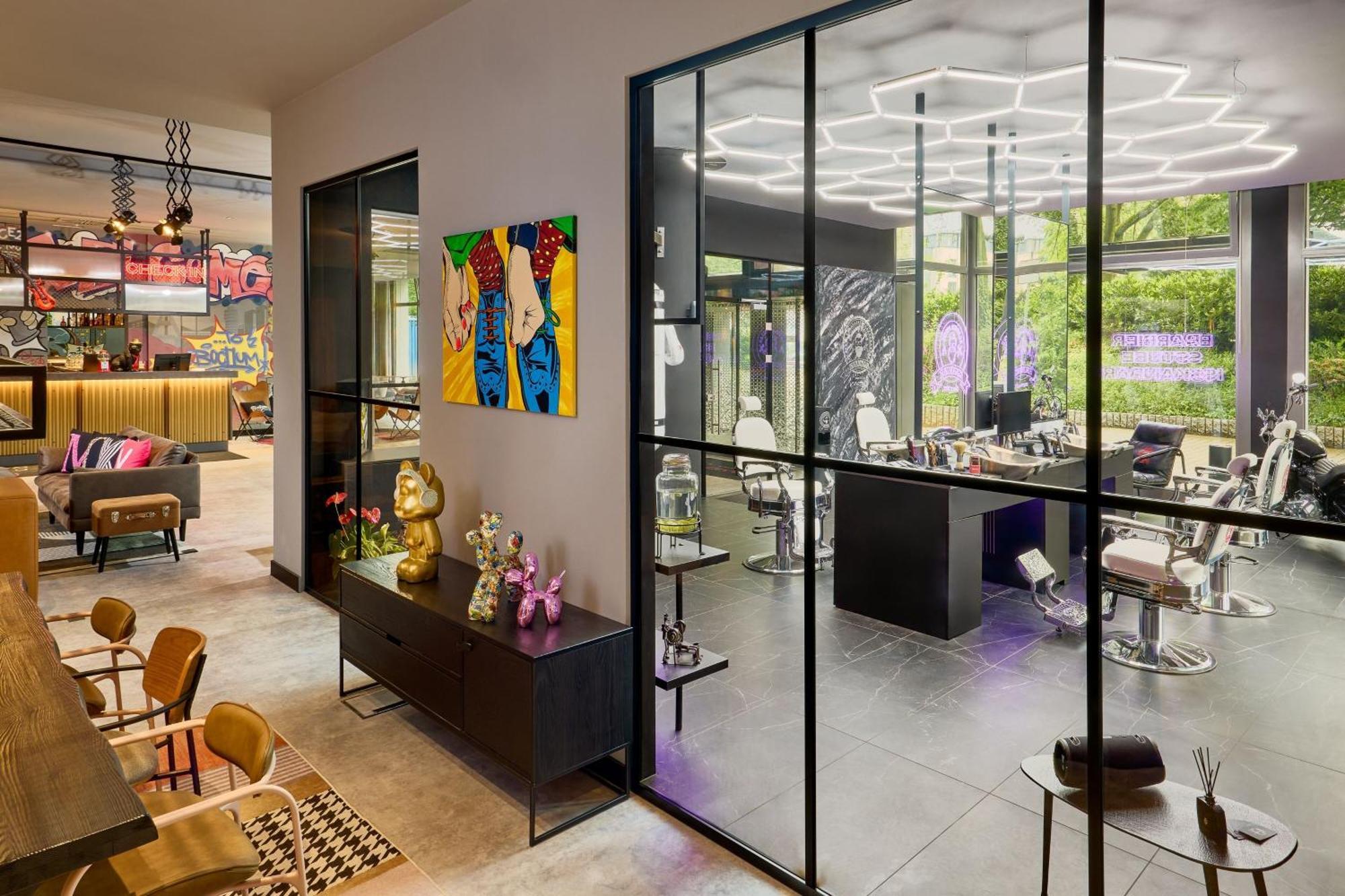 Moxy Bochum Hotel Bagian luar foto