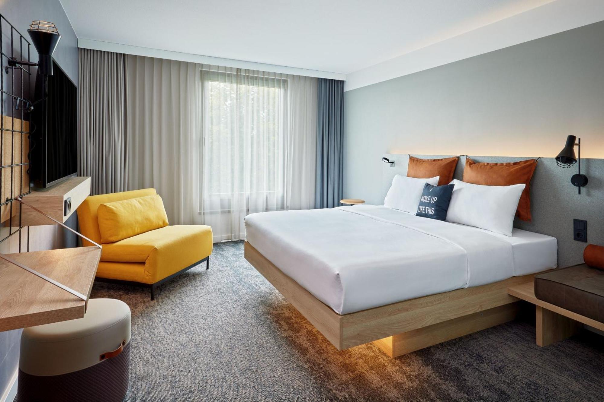 Moxy Bochum Hotel Bagian luar foto